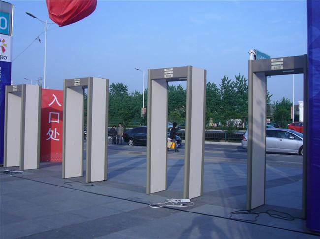 会展<a href=http://www.safechk.com target=_blank class=infotextkey>安检</a>门.jpg