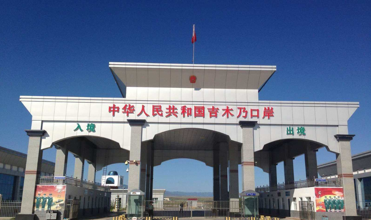 吉木乃口岸边贸物流园大型自动货车<a href=http://www.safechk.com target=_blank class=infotextkey>安检</a>门消除园区安全隐患