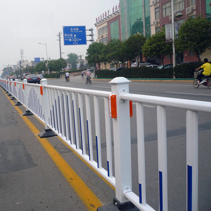 道路交通护栏]