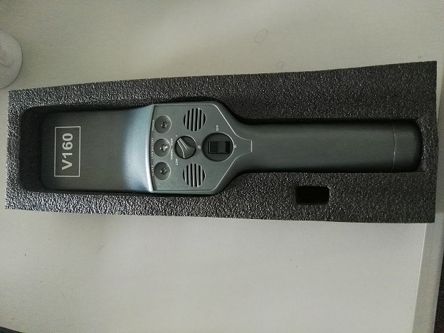 手持金属探测器]