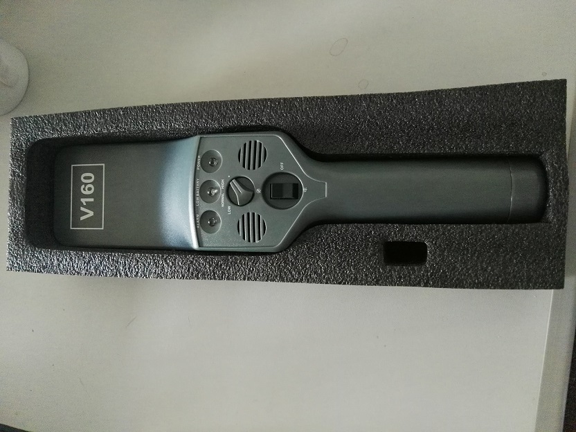 手持金属探测器]