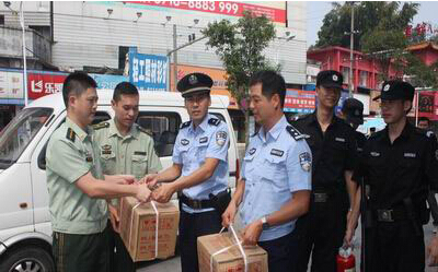 武汉艾崴<a href=http://www.safechk.com target=_blank class=infotextkey>安检</a>门